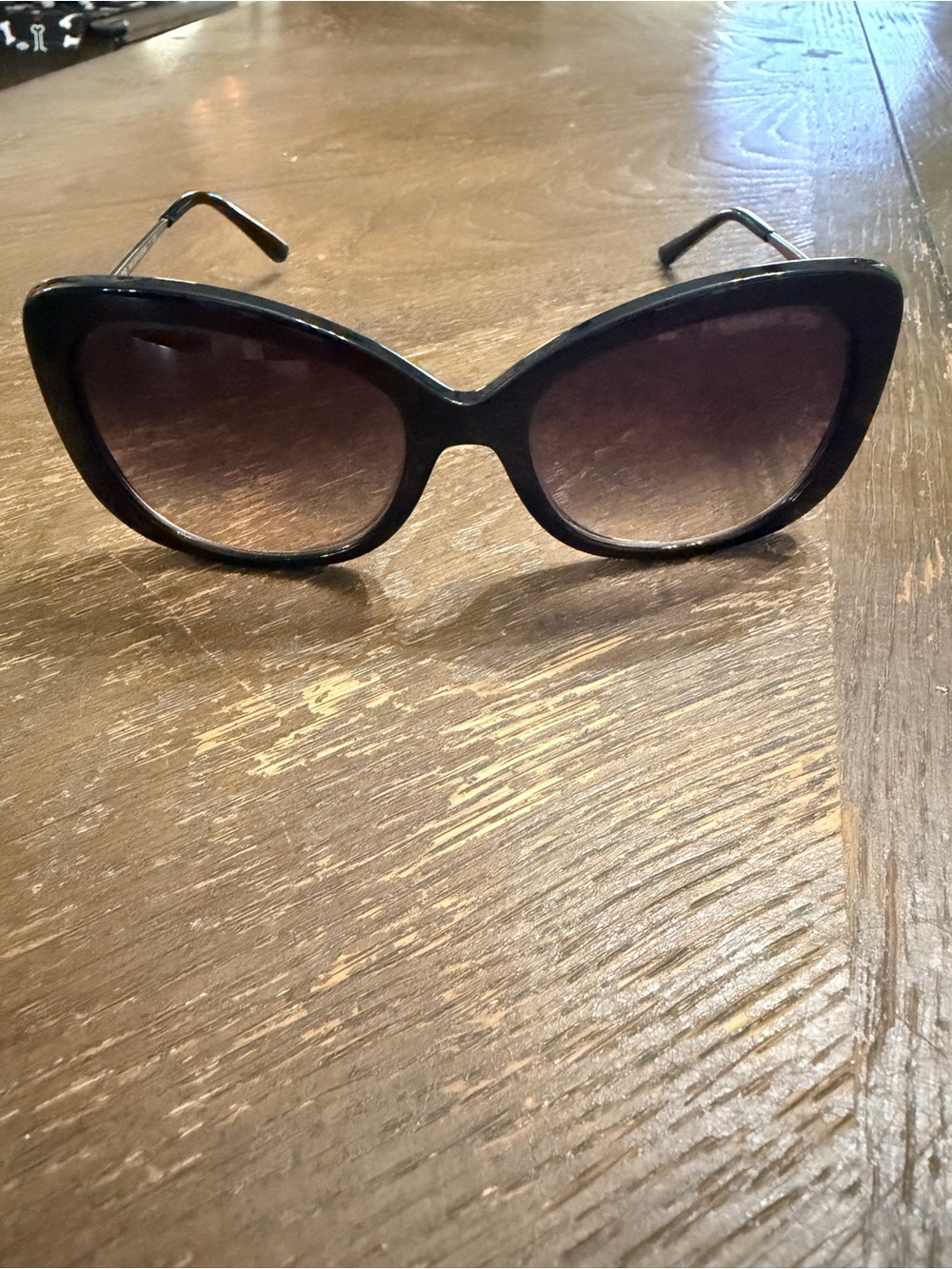 Michael Kors Women's Black Cat-Eye Sunglasses - Classic Style